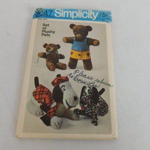 Simplicity 9647 Puppy Dog Teddy Bear Animal Plush Toys Clothes Hat UNCUT Pattern